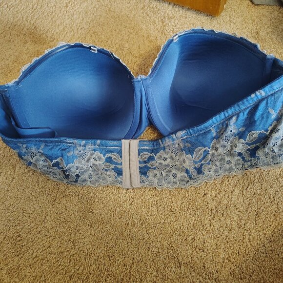 50C strapless push up bra - Picture 2 of 3